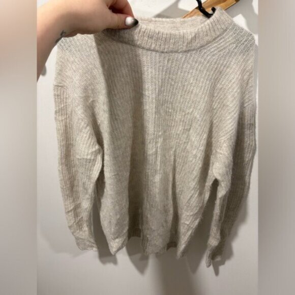 EVERLANE Aplaca Wool blend Sweater- oversized fit - Picture 3 of 7